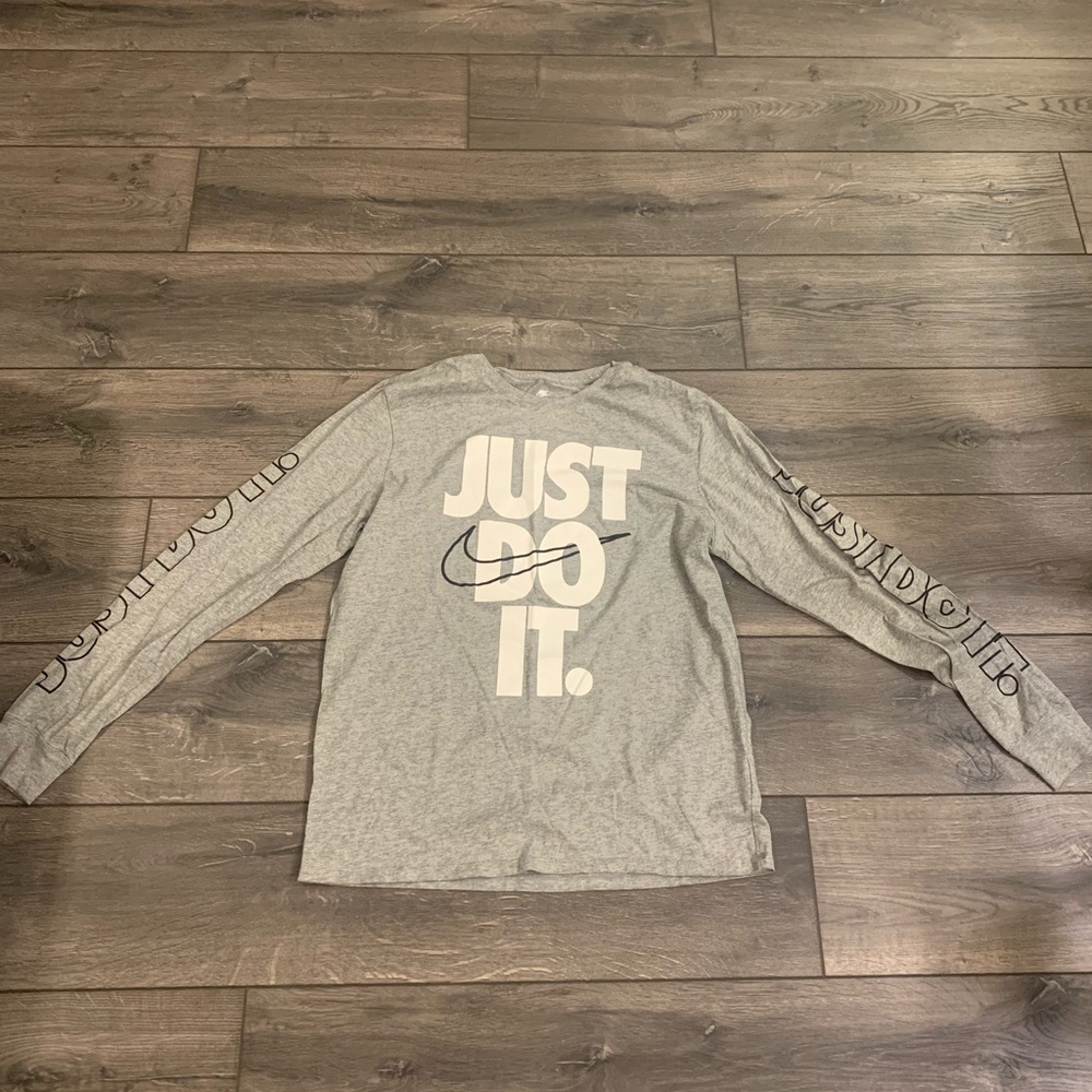Nike long sleeve